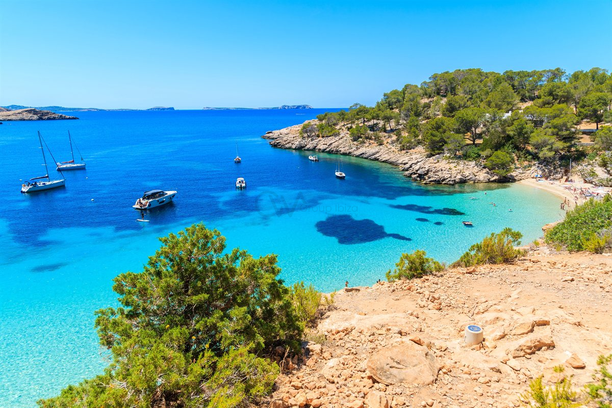 Come to Ibiza and Live in Cala Salada