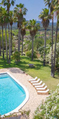 Élégante finca avec maison d’amis et vue sur la vallée de Nica Élégante finca avec maison d’amis et vue sur la vallée de Nica