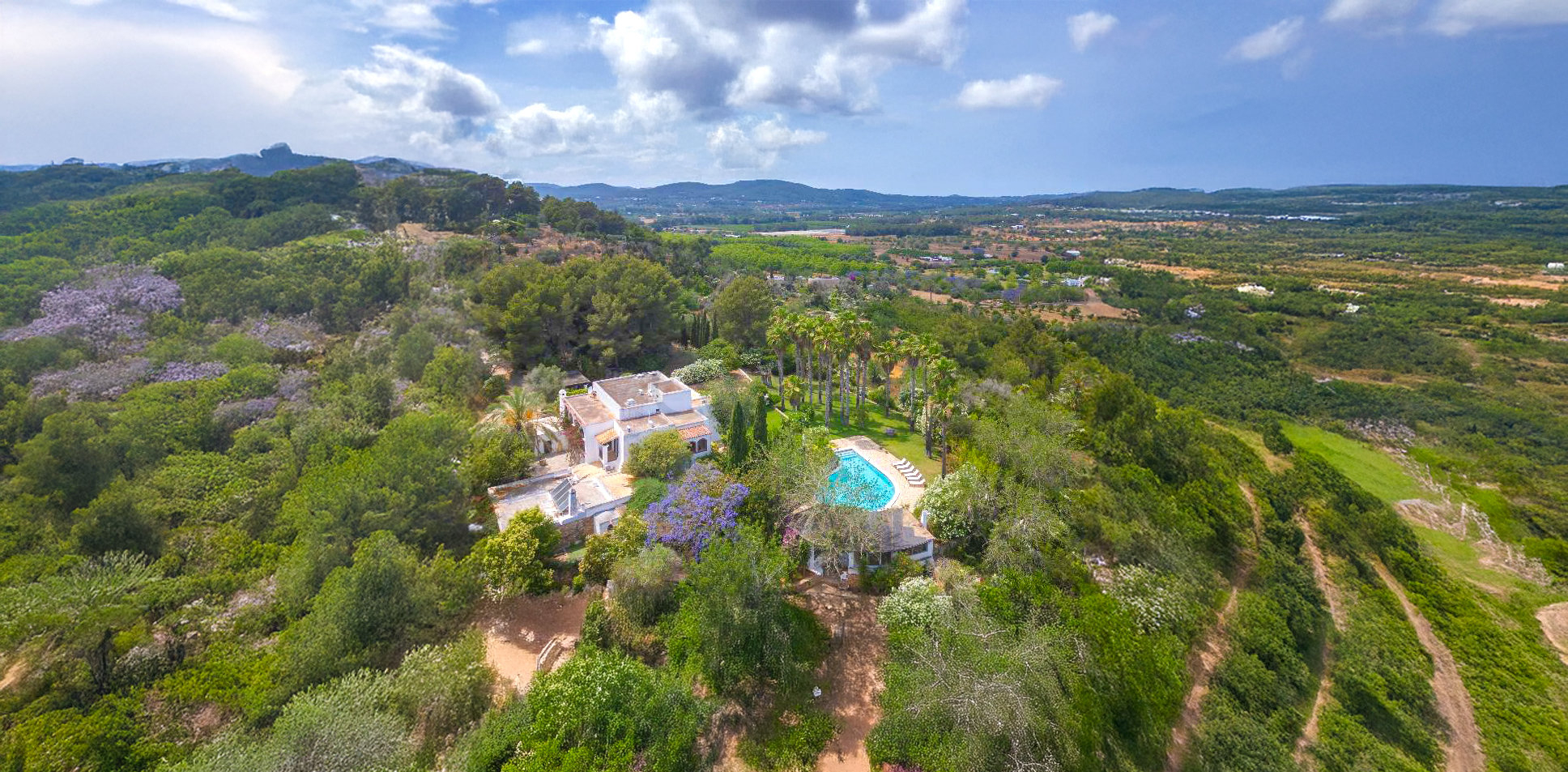 Elegant Finca with Guest House & Nica Morna Valley Views