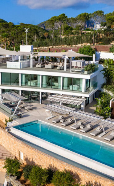 Spectacular luxury villa in Roca Llisa with sea views