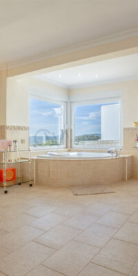 Atemberaubende Villa in Can Furnet mit Panoramablick