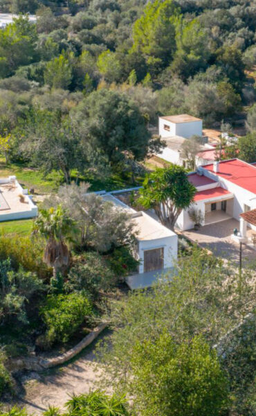 Charming Finca with traditional style and modern comfort