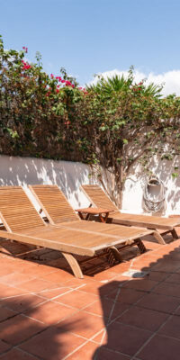 Charming Finca with Private Garden and Pool in Cap Martinet Charming Finca with Private Garden and Pool in Cap Martinet