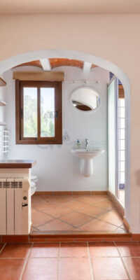 Charming Finca with Private Garden and Pool in Cap Martinet Charming Finca with Private Garden and Pool in Cap Martinet