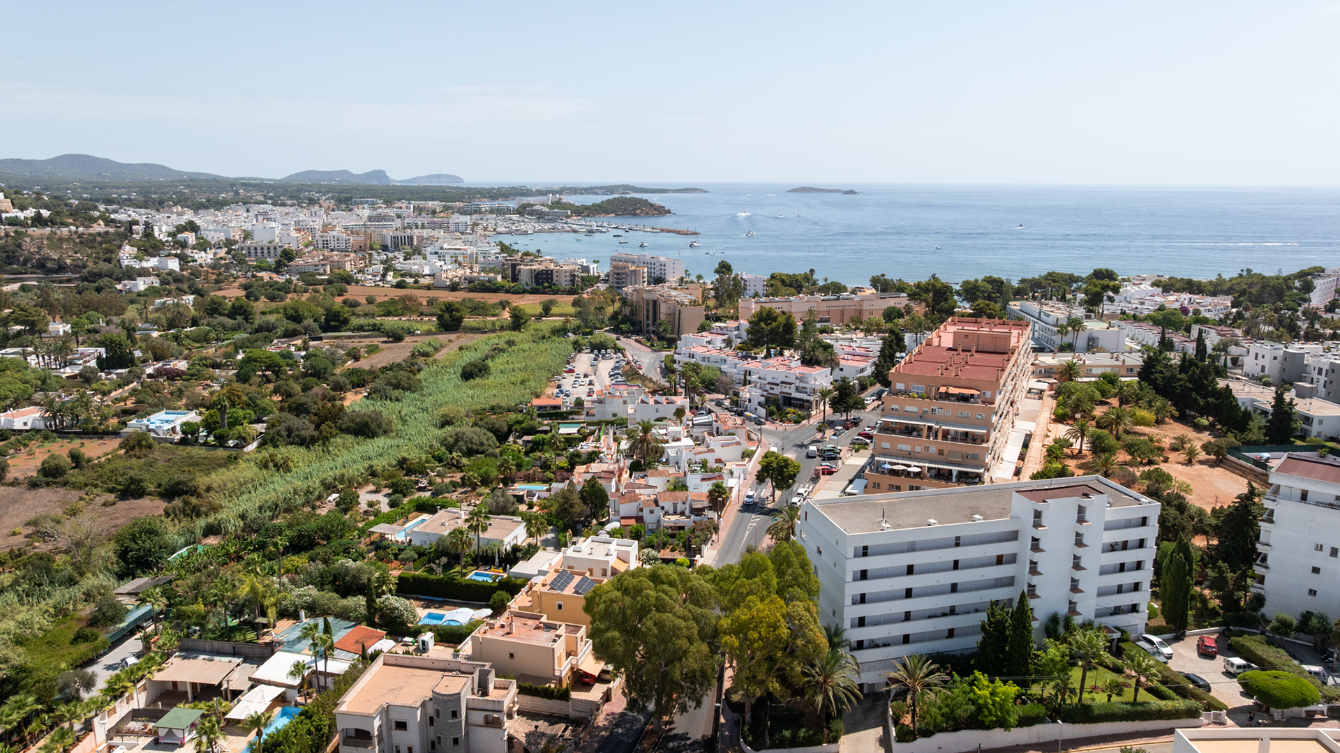 Charming Finca with Private Garden and Pool in Cap Martinet