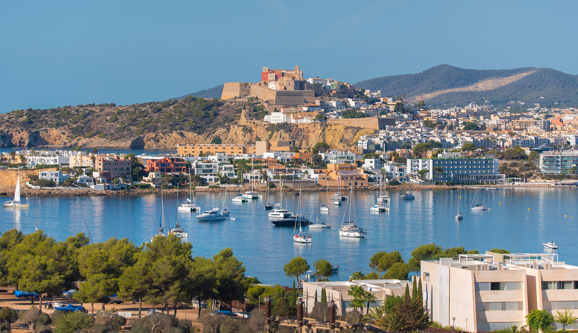 Luxury Sea-View Villa in Cap Martinet with Infinity Pool