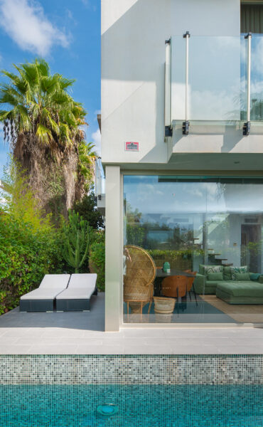 Modern Townhouse with Private Pool and Dalt Vila Views in Jesús