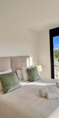 4 Bedroom Villa Near Jesús and Talamanca 4 Bedroom Villa Near Jesús and Talamanca