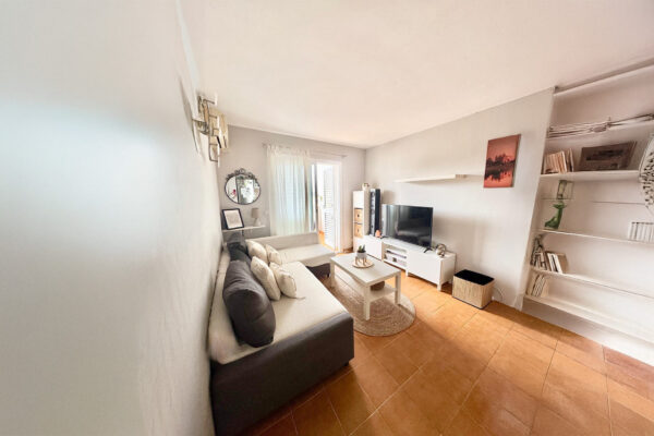 Elegantes und komplett renoviertes Apartment in Calla de Bou