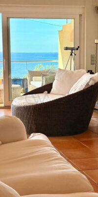 Exclusive Seafront Apartment With Direct Sea Access Exclusive Seafront Apartment With Direct Sea Access