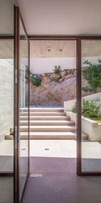 Moderne villa met zeezicht in Roca Llisa Moderne villa met zeezicht in Roca Llisa