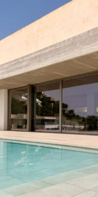 Moderne villa met zeezicht in Roca Llisa Moderne villa met zeezicht in Roca Llisa