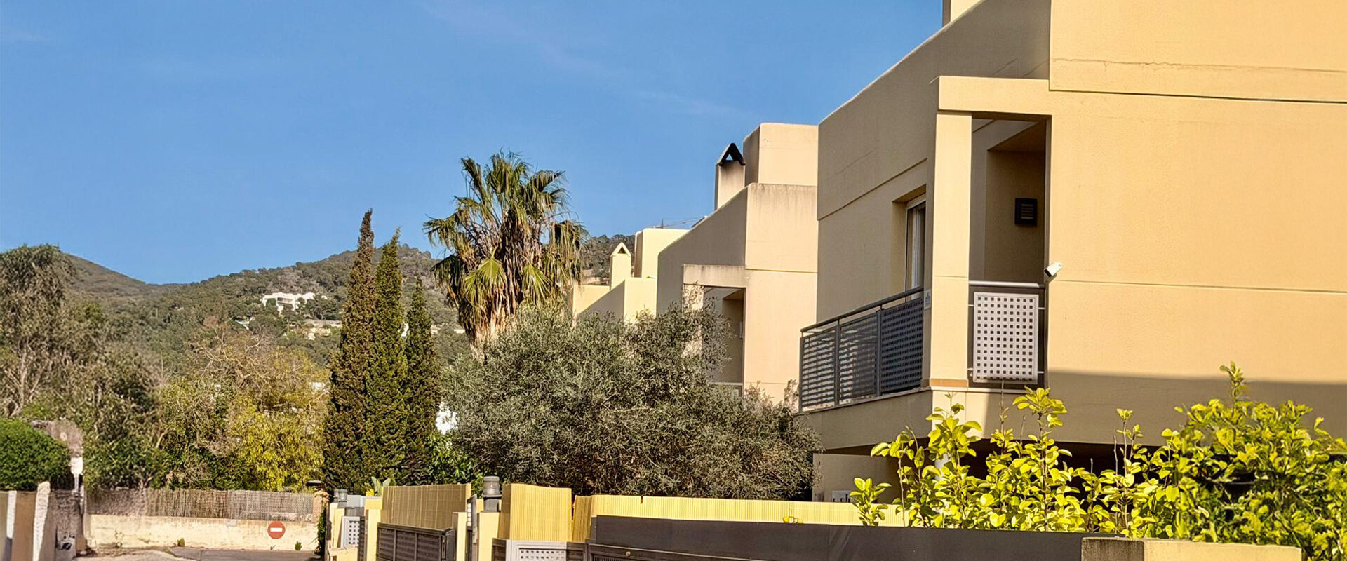 Semi-detached house with garden for sale in Jesús
