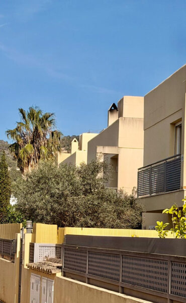 Semi-detached house with garden for sale in Jesús