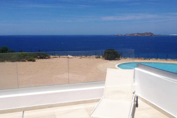Beautifully Renovated Seafront Townhouse with Sunset Views