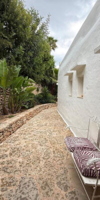 Incantevole villa con vista sul mare e licenza di affitto a Can Furnet Incantevole villa con vista sul mare e licenza di affitto a Can Furnet