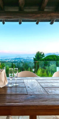 Incantevole villa con vista sul mare e licenza di affitto a Can Furnet Incantevole villa con vista sul mare e licenza di affitto a Can Furnet