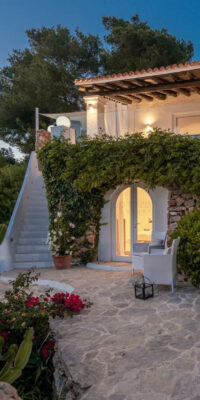 Incantevole villa con vista sul mare e licenza di affitto a Can Furnet Incantevole villa con vista sul mare e licenza di affitto a Can Furnet