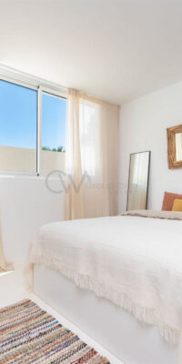 Contemporary Country Villa with Open Views Near San José Contemporary Country Villa with Open Views Near San José