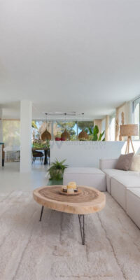 Contemporary Country Villa with Open Views Near San José Contemporary Country Villa with Open Views Near San José