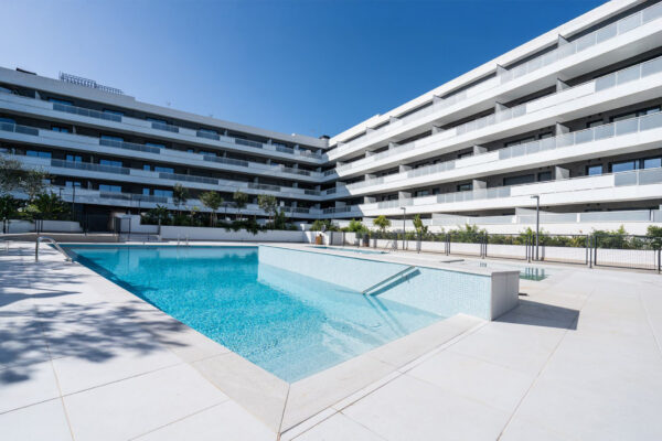 Sophisticated Duplex Penthouse with Sea Views