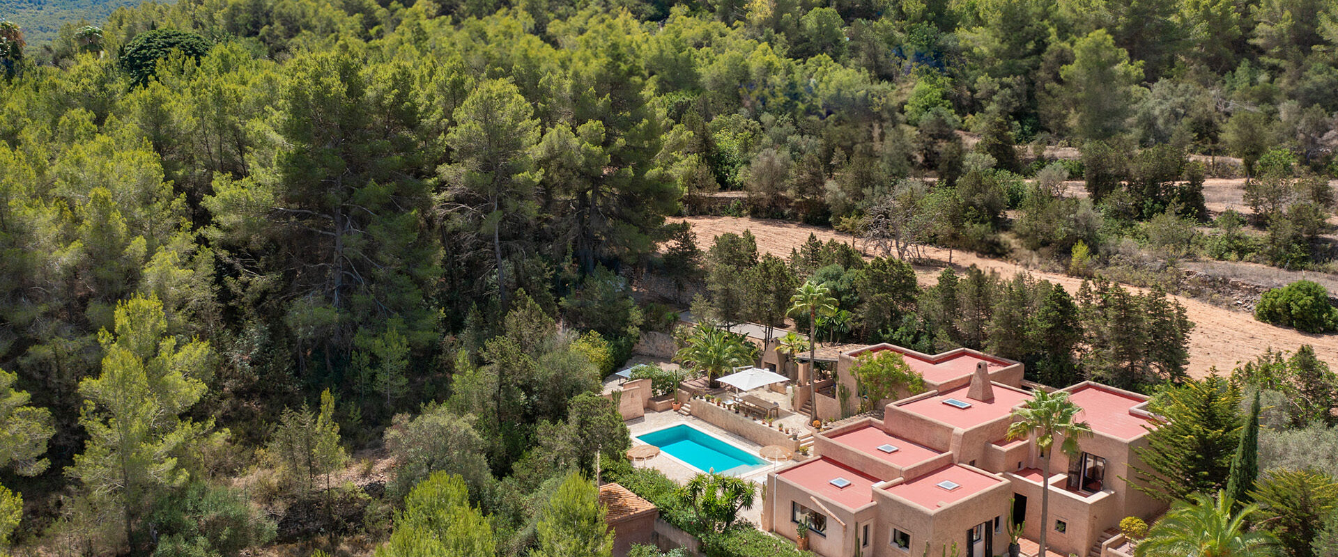 Elegant Mediterranean Villa with Guest House in San Agustín