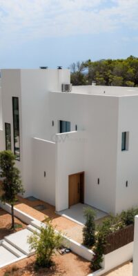 Exclusive 7-Bedroom Villa Just 30 Metres in Cala Martina Exclusive 7-Bedroom Villa Just 30 Metres in Cala Martina