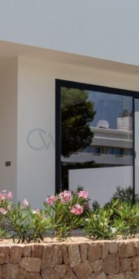 Exclusive 7-Bedroom Villa Just 30 Metres in Cala Martina Exclusive 7-Bedroom Villa Just 30 Metres in Cala Martina