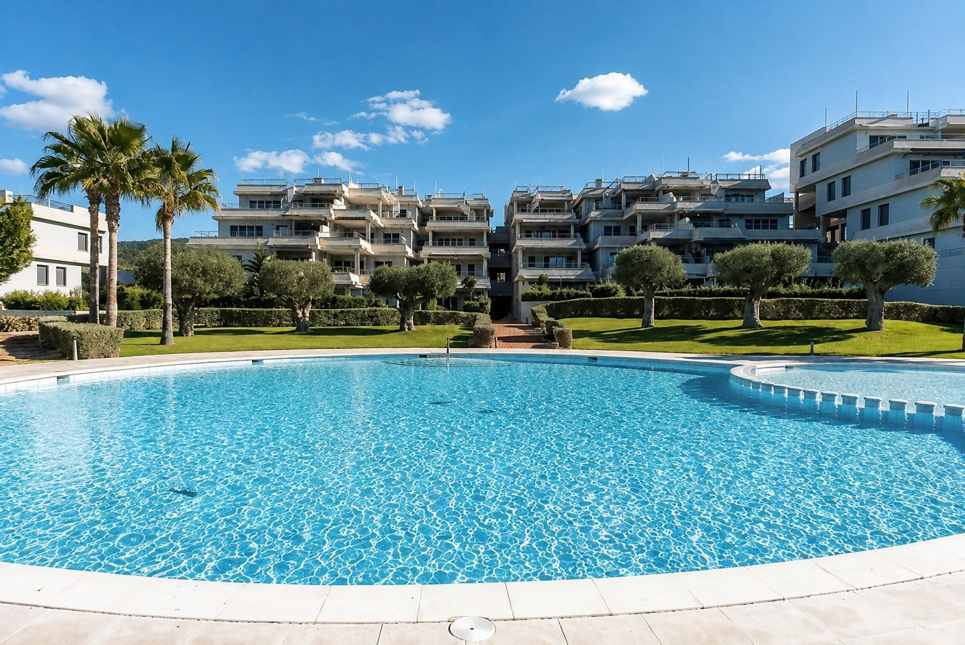 Exclusive ground-floor apartment in Cala Tarida