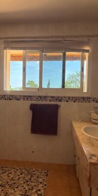 Bien immobilier présentant un potentiel de rénovation exceptionnel Bien immobilier présentant un potentiel de rénovation exceptionnel