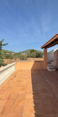 Bien immobilier présentant un potentiel de rénovation exceptionnel Bien immobilier présentant un potentiel de rénovation exceptionnel