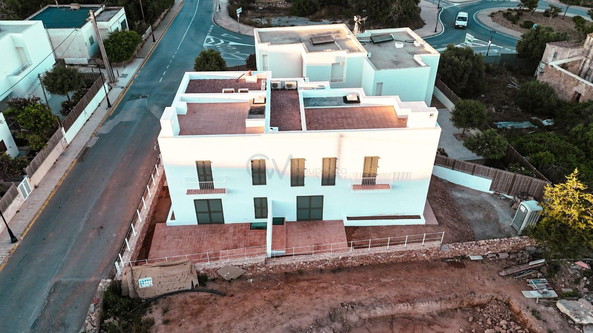 Two brand-new semi-detached homes in Sant Francisco