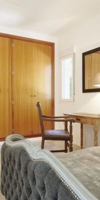 Contemporary villa with tourist licence in Siesta Contemporary villa with tourist licence in Siesta