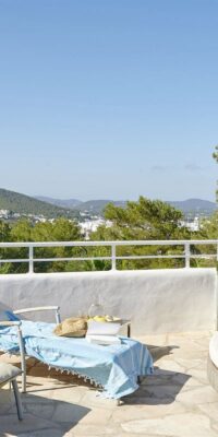 Contemporary villa with tourist licence in Siesta Contemporary villa with tourist licence in Siesta