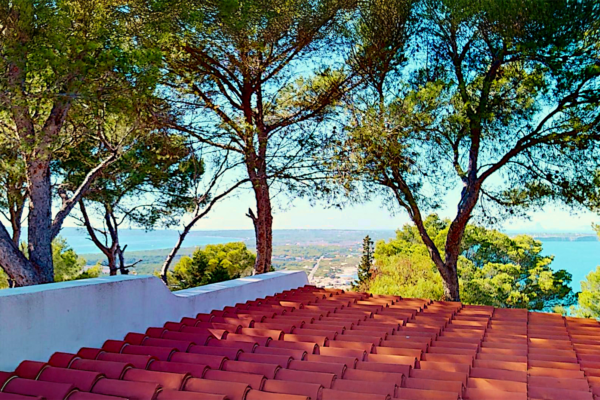 Exclusive Sea-View Villa with Private Pool for Sale Exclusive Sea-View Villa with Private Pool for Sale