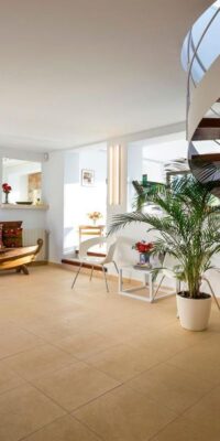Luxury Villa with Sea Views in Cap Martinet Luxury Villa with Sea Views in Cap Martinet