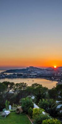 Luxury Villa with Sea Views in Cap Martinet Luxury Villa with Sea Views in Cap Martinet