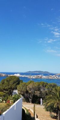 Luxury Villa with Sea Views in Cap Martinet Luxury Villa with Sea Views in Cap Martinet