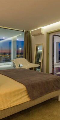 Luxury Villa with Sea Views in Cap Martinet Luxury Villa with Sea Views in Cap Martinet