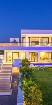 Luxury Villa with Sea Views in Cap Martinet Luxury Villa with Sea Views in Cap Martinet