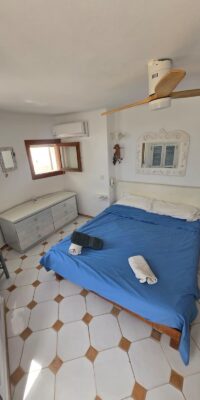 Seafront Townhouse with Panoramic Sunset Views Seafront Townhouse with Panoramic Sunset Views