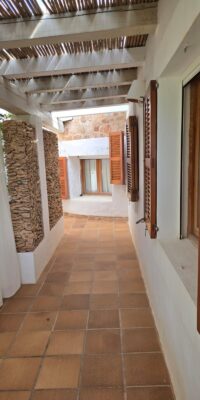 Seafront Townhouse with Panoramic Sunset Views Seafront Townhouse with Panoramic Sunset Views